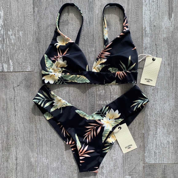 🔥🔥BILLABONG - BANDED TRI FIJI BIKINI SET🔥🔥 - Picture 4 of 9